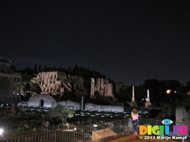 SX31965 Roman Forum at night